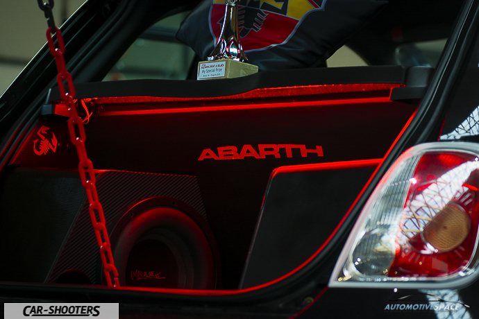 dettaglio abarth 500 bagagliaio