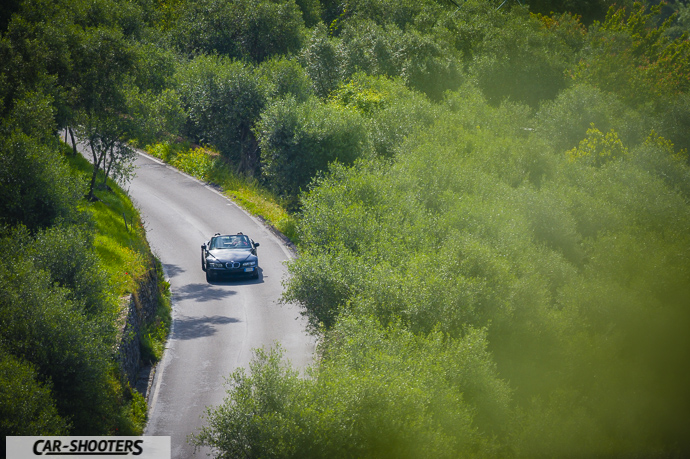 vista dall'alto della bmw z3 con nikon 500mm