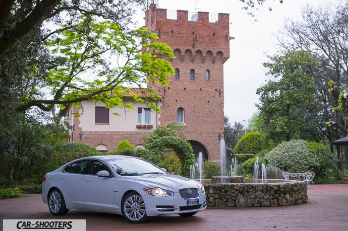 jaguar xf e la torre del park hotel villa ariston