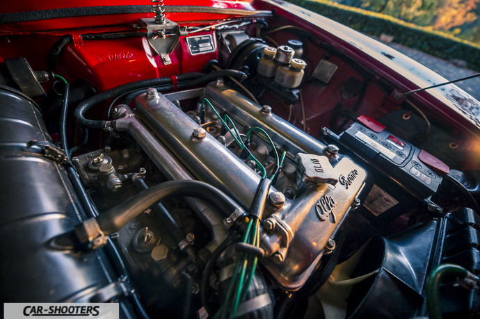 Alfa Romeo Giulia GT Junior dettaglio motore