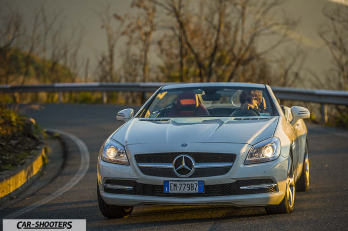 Mercedes SLK impostazione di curva