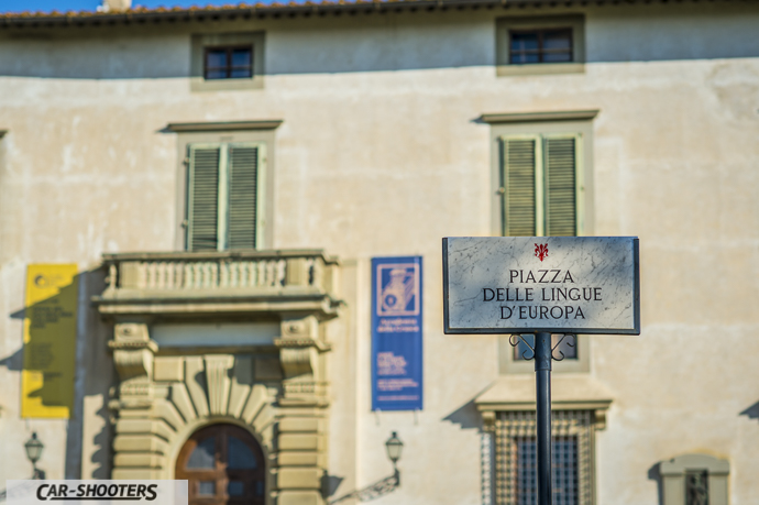 vista dell'accademia della crusca alla villa reale di castello