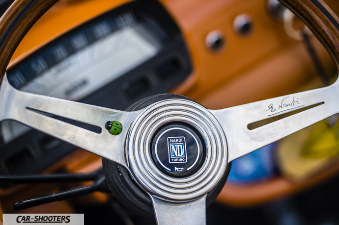 Fiat Nuova 500 Convertible dettaglio volante tardi