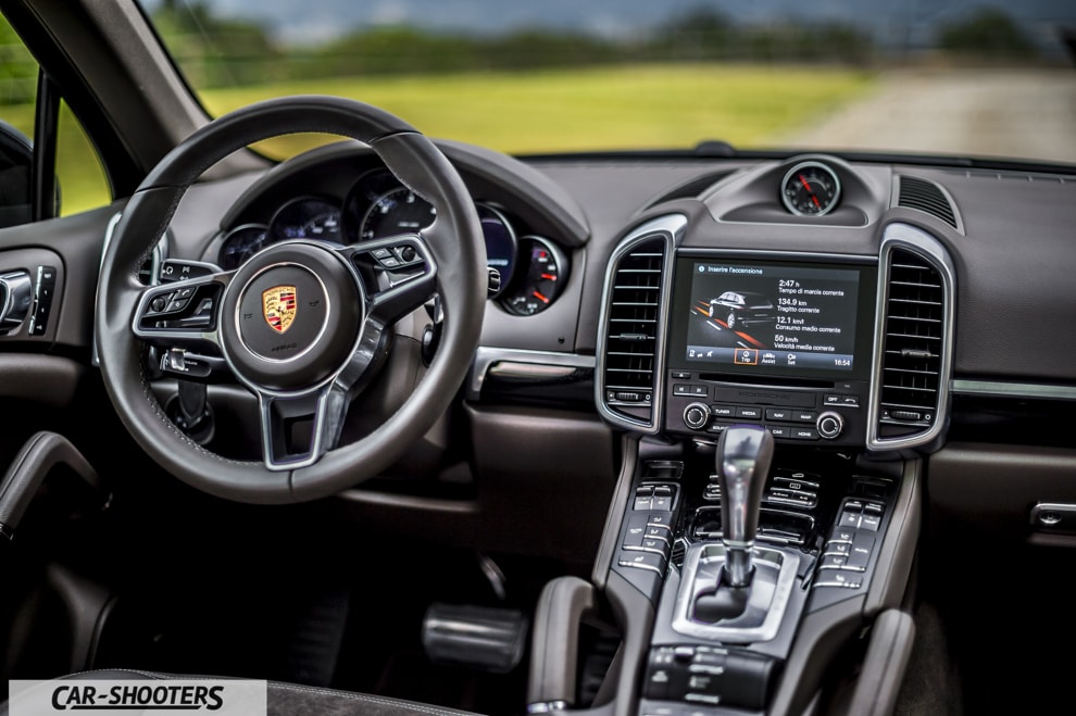 Porsche Cayenne Platinum Edition Prova Su Strada