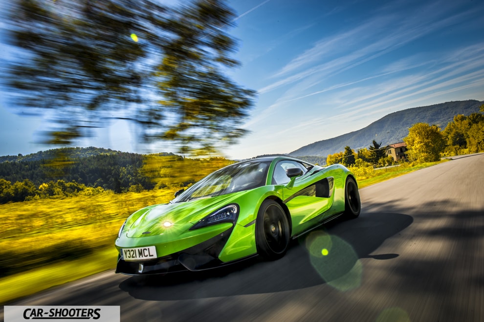 McLaren 570S Prova su Strada