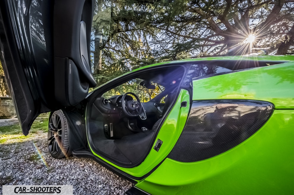 McLaren 570S Prova su Strada