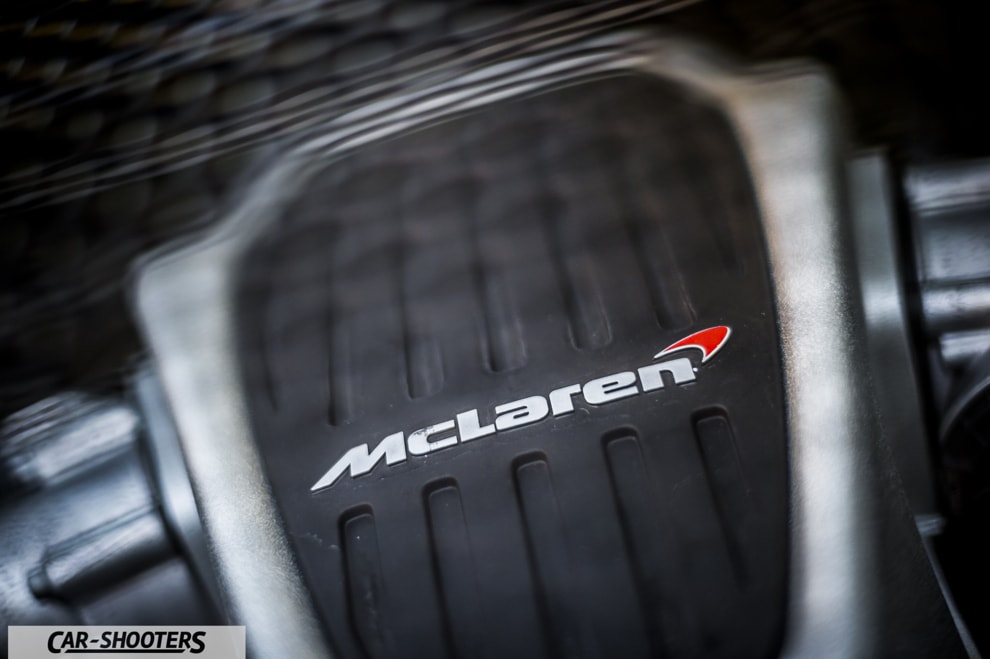 McLaren 570S Prova su Strada