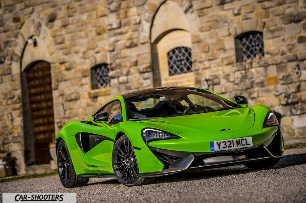 McLaren 570S Prova su Strada