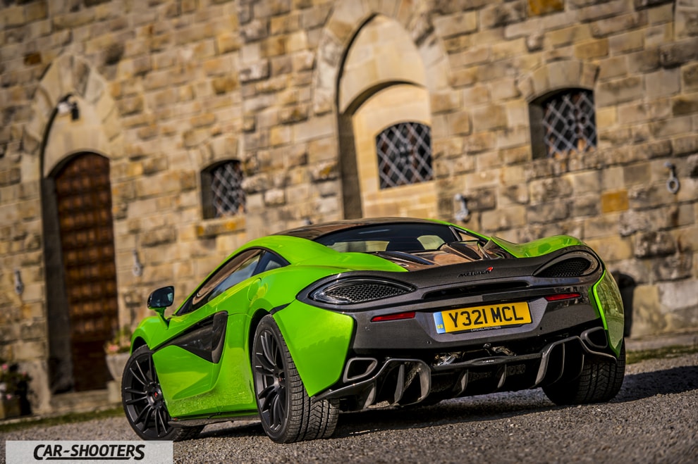 McLaren 570S Prova su Strada