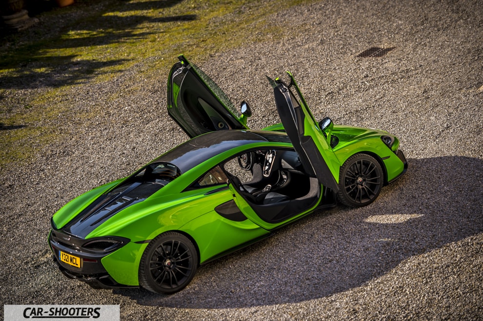 McLaren 570S Prova su Strada