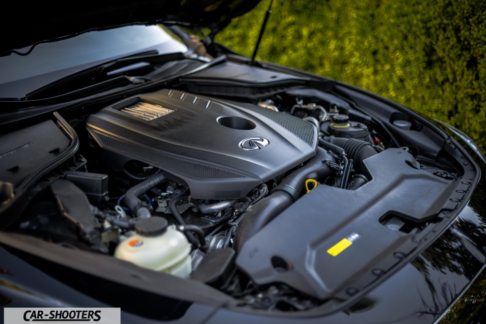 Infiniti Q60 Prova su Strada