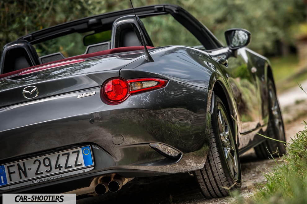 car_shooters_mazda-mx-5-cherry-edition-prova-su-strada_28