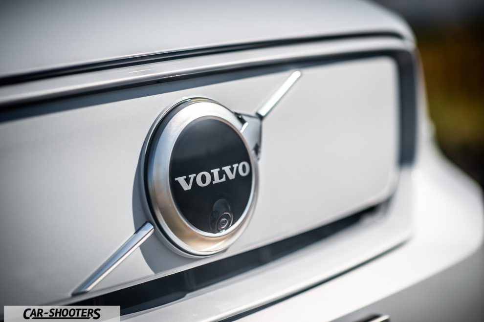 car-shooters-volvo-xc40-p8-prova-su-strada-37