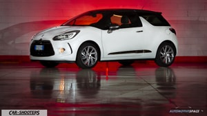 citroen ds3 con fari full led e foto con 3 flash di cui uno con gelatina rossa