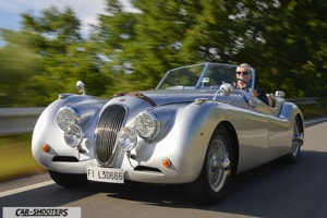 Jaguar XK120 in via rospigliosi a Pistoia