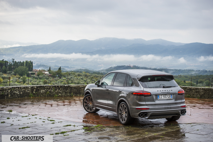 Porsche Cayenne GTS Casentino