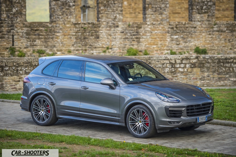 Porsche Cayenne GTS Casentino