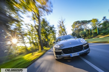 CAR_SHOOTERS_CAYENNE_GTS_PROVA_WALLAPER1_COVER_1