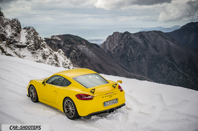 Porsche Cayman GT4