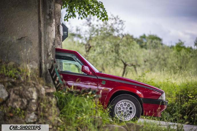 Alfa Romeo 75 frontale