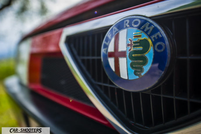 Alfa Romeo 75 logo