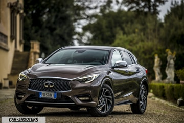 Infiniti Q30 Test Drive