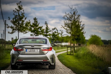 Lexus RC300 H F SPORT prova su strada