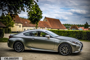 Lexus RC300 H F SPORT prova su strada