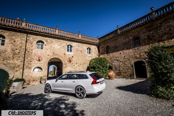 Volvo V90 T8 Prova Su Strada