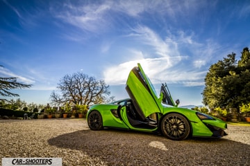 McLaren 570S Prova su Strada