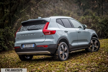 Volvo XC40 prova su strada