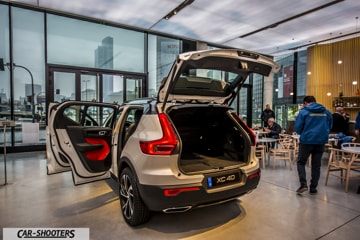 Volvo XC40 prova su strada