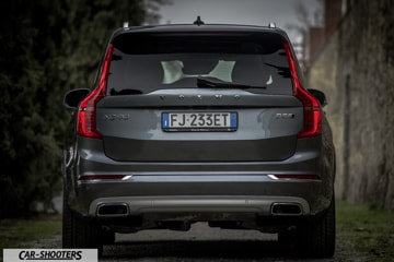 Volvo XC90 D5 PROVA SU STRADA