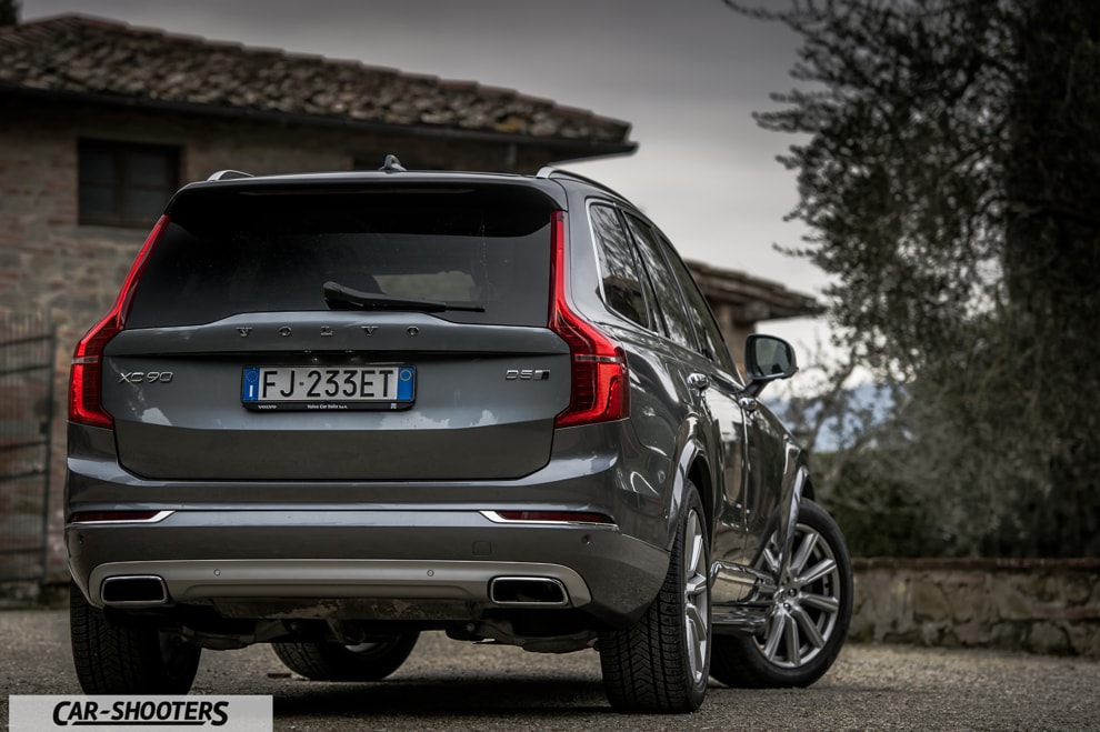 Volvo XC90 D5 PROVA SU STRADA