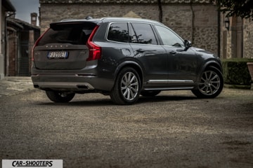 Volvo XC90 D5 PROVA SU STRADA