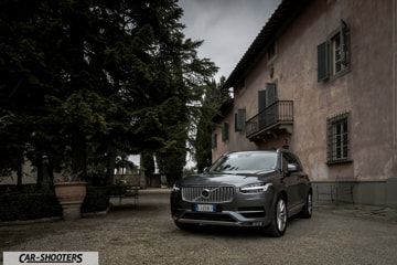 Volvo XC90 D5 PROVA SU STRADA