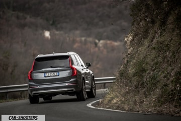 Volvo XC90 D5 PROVA SU STRADA