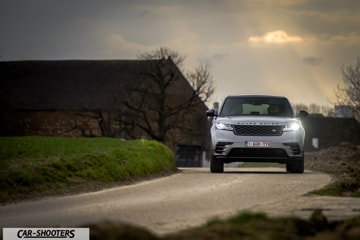 Range Rover Velar Prova su Strada