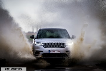 Range Rover Velar Prova su Strada