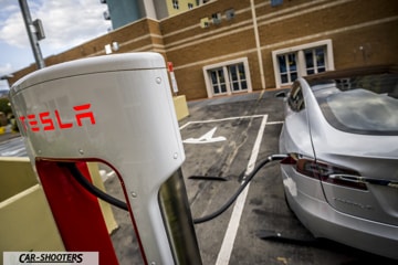 Tesla Model S 100D Prova su Strada