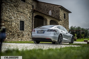 Tesla Model S 100D Prova su Strada