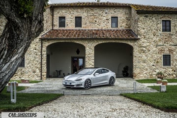 Tesla Model S 100D Prova su Strada