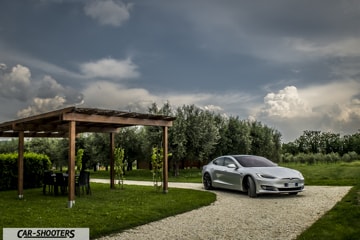 Tesla Model S 100D Prova su Strada