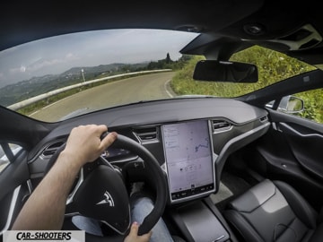 Tesla Model S 100D Prova su Strada