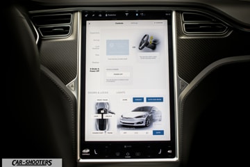 Tesla Model S Touchscreen Funzioni