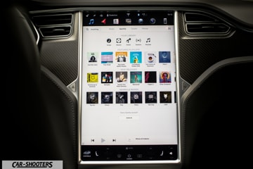 Tesla Model S Touchscreen Funzioni