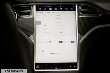 Tesla Model S Touchscreen Funzioni