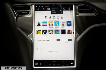 Tesla Model S Touchscreen Funzioni