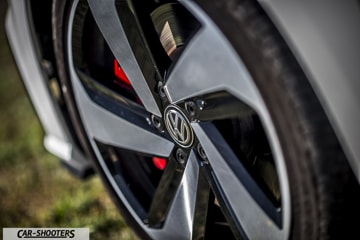 Volkswagen Golf VII GTI Prova Su Strada