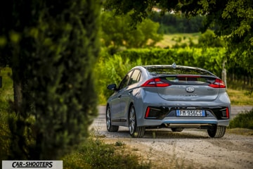 Hyundai Ioniq Hybrid Prova su Strada